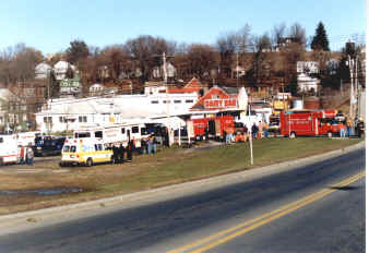 command center.jpg (364099 bytes)