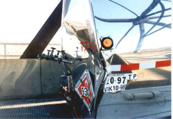 front dent.jpg (279262 bytes)